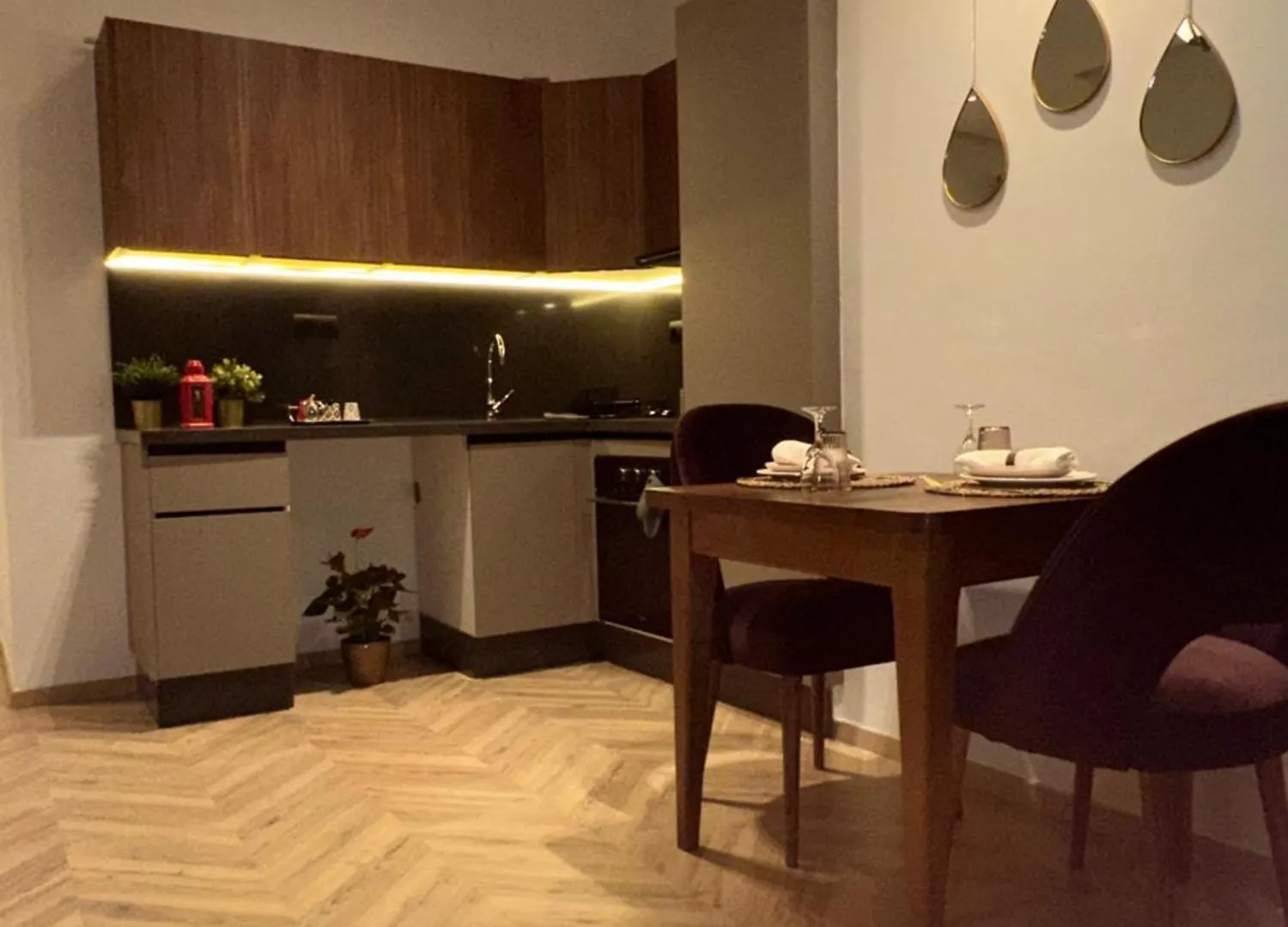 Studio Chaleureux 50M2 Avec Cuisine Au Centre De Casa Et Proche Du Tramway Ghandi Casablanca Appartement